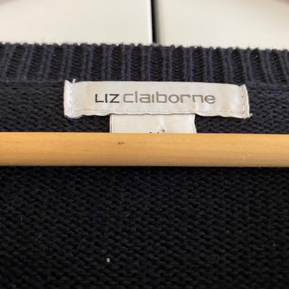 Liz Claiborne - Picture 2 of 6